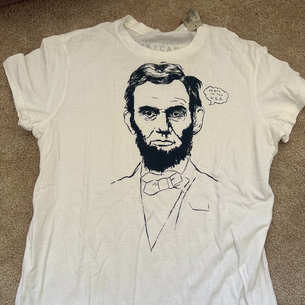 American Eagle Graph T Shirt - Size M